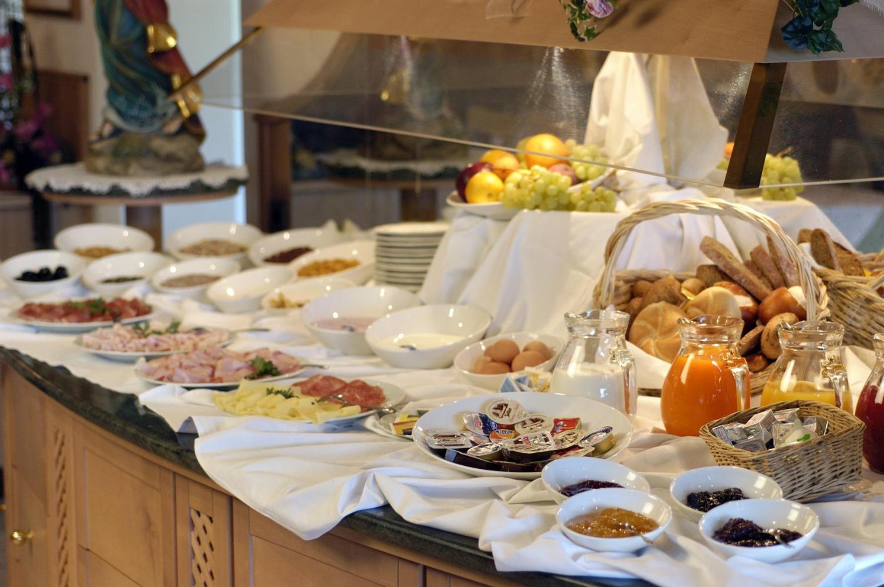 Parc Hotel Tyrol Castelrotto Luaran gambar