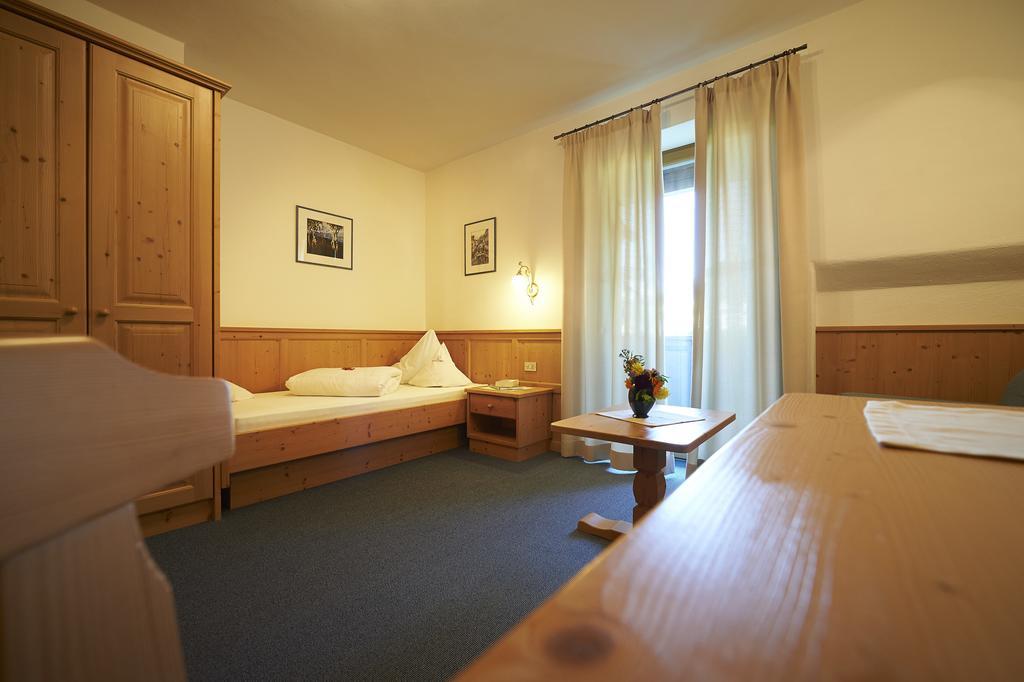 Parc Hotel Tyrol Castelrotto Luaran gambar